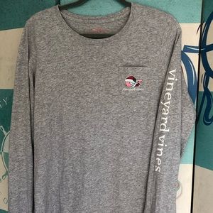 VINEYARDVINES CHRISTMAS Long Sleeve Tee